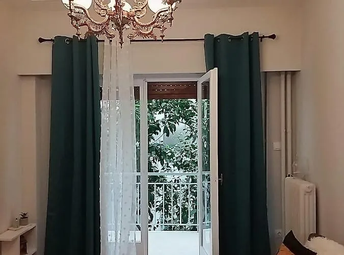 Acropolis Select Flat